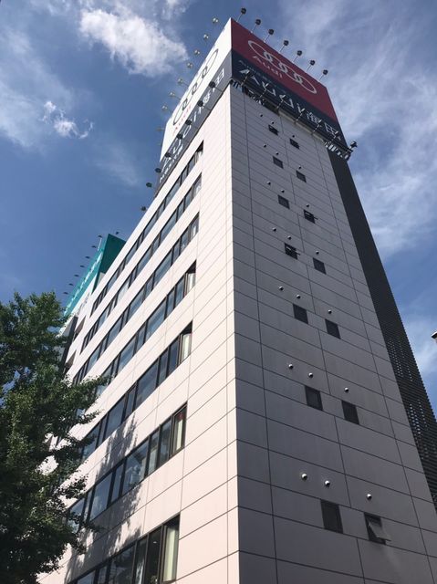 クリスタル豊崎_外観.jpg