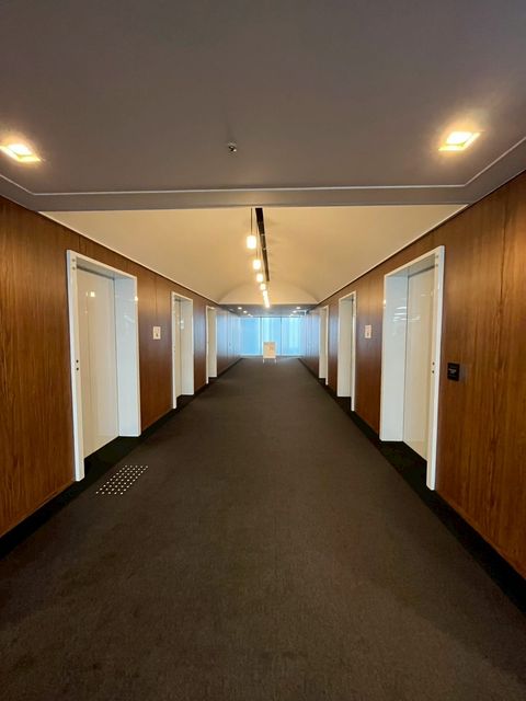 Osaka Metro本町 (3).jpg