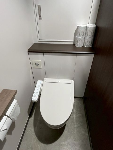 難波御堂筋ウエスト (1).jpg