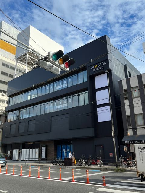 京橋ダブルスタービル本館外観.jpg