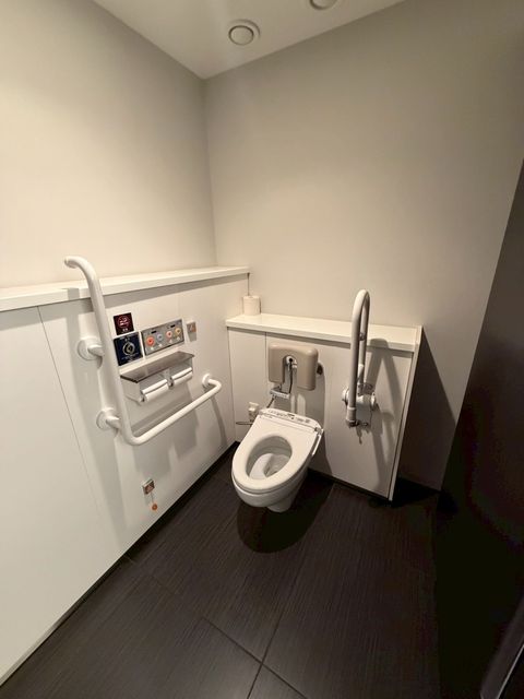 LINE_ALBUM_グランフロント大阪タワーC ナレッジオフィス_260710_20.jpg
