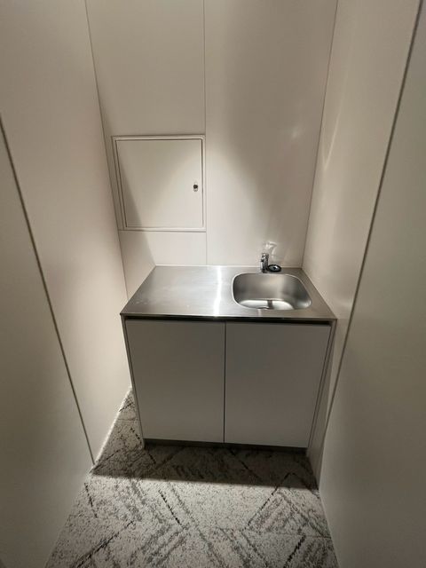 RE-023 (11).jpg