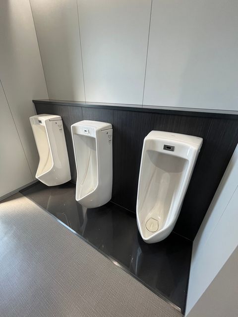 フォーキャスト堺筋本町 (2).jpg