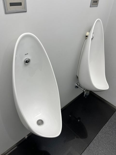 淀屋橋山本ビル (3).jpg