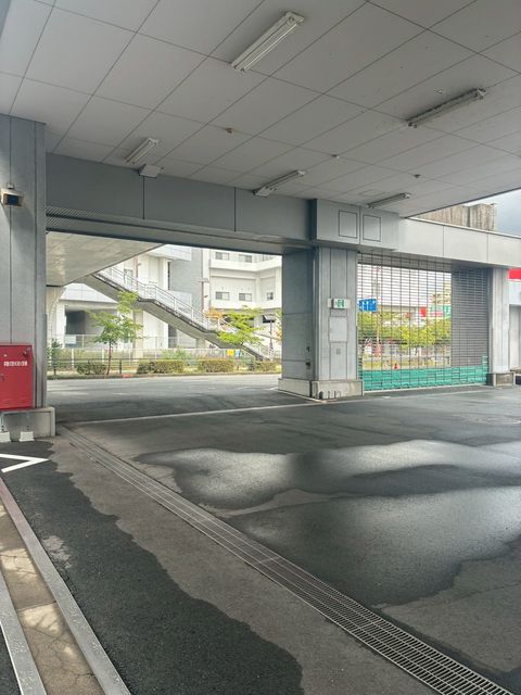 和泉中央駅ビル (12).jpg