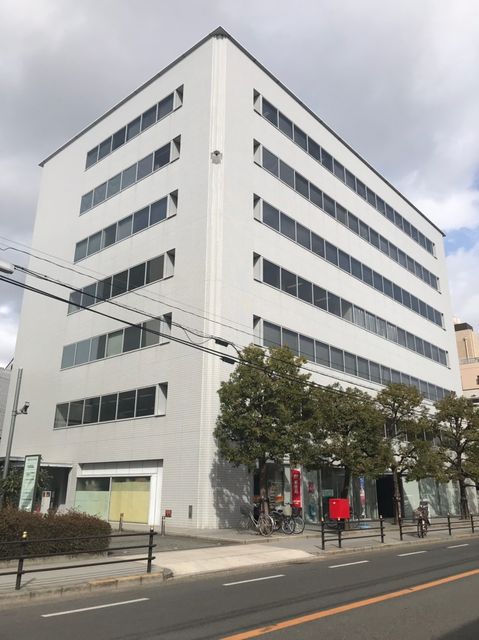 うおいちニッセイ_外観.jpg
