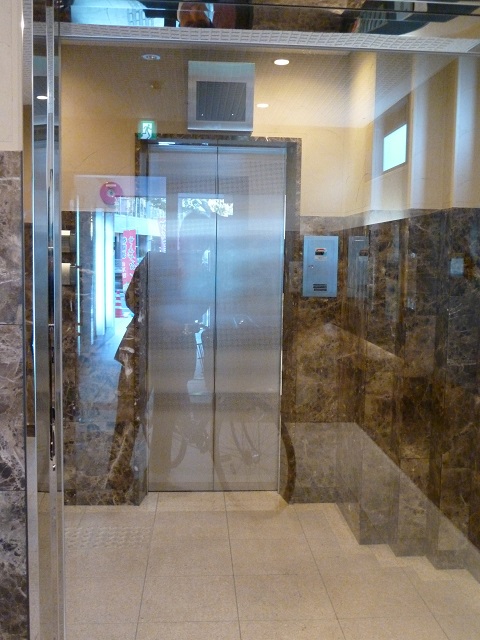 ラシーヌ四ツ橋ビル (2).jpg