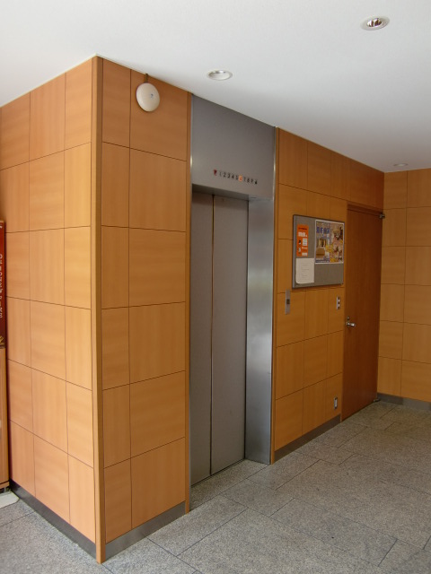 ハウザー北浜ビル (3).jpg
