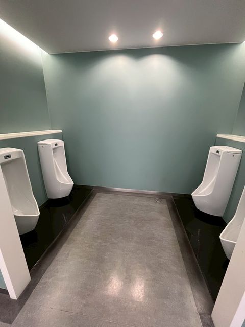 Osaka Metro本町 (13).jpg