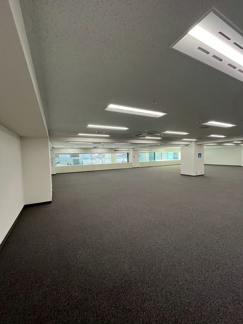 難波御堂筋ウエスト (7).jpg