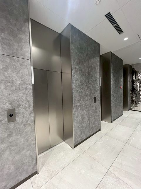 梅田イーストクロス (17).jpg