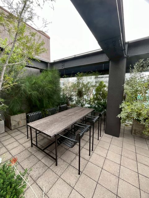 Ｔｈｅ Ｐｌａｃｅ Ｏｓａｋａ (1).jpg