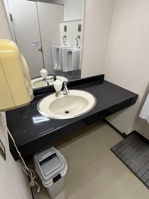 三羽鶴ビル (9).jpg