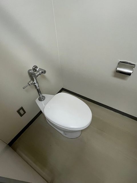 三羽鶴ビル (7).jpg