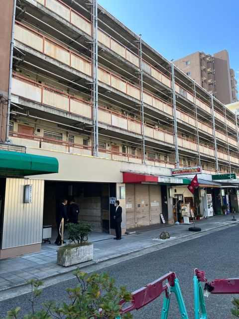 塚本駅前 (1).jpg