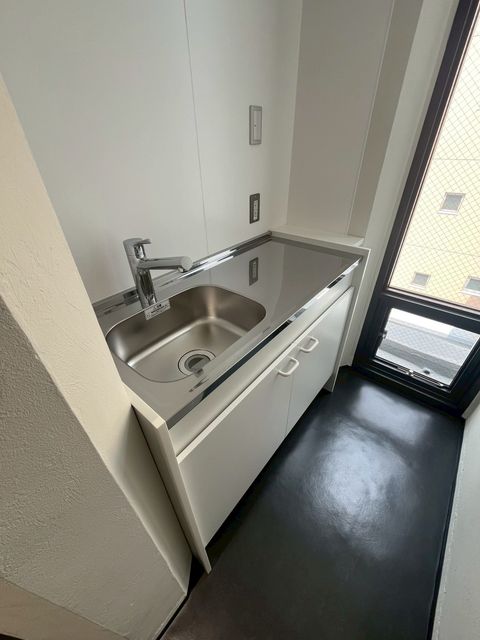 日建ビル1号館 (8).jpg