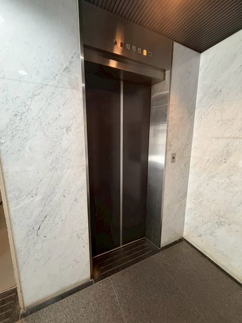 第一住建裁判所前 (5).jpg