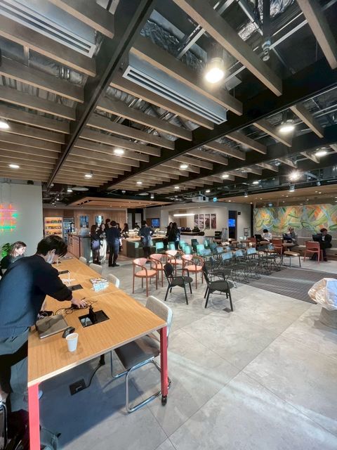 WeWork(本町ガーデンシティテラス) (3).jpg