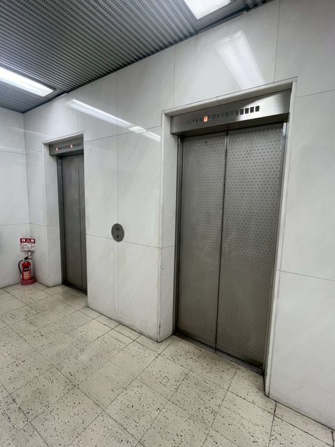 イヨビルディング (8).jpg