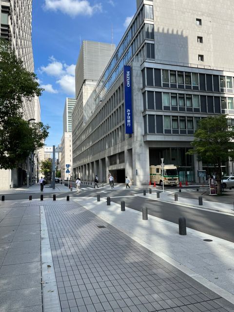 京阪神淀屋橋 (2).jpg