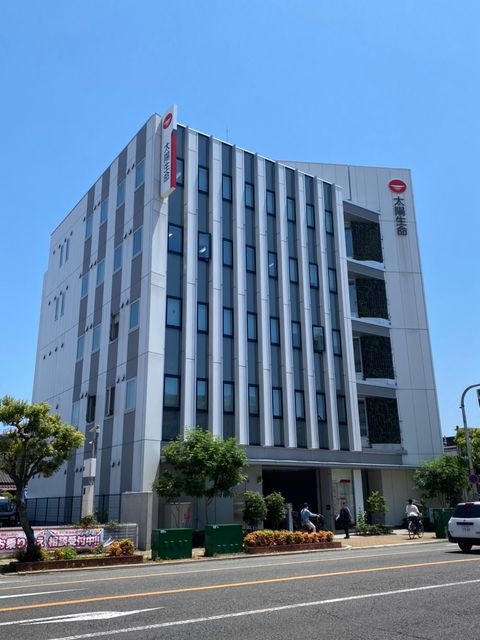 太陽生命堺_外観.jpg