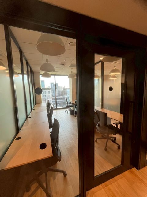 WeWork(本町ガーデンシティテラス) (17).jpg