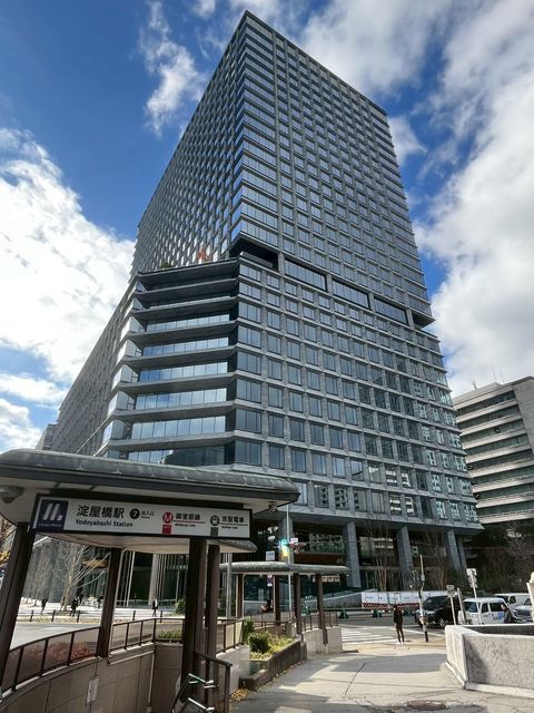 淀屋橋ゲートタワー外観.jpg