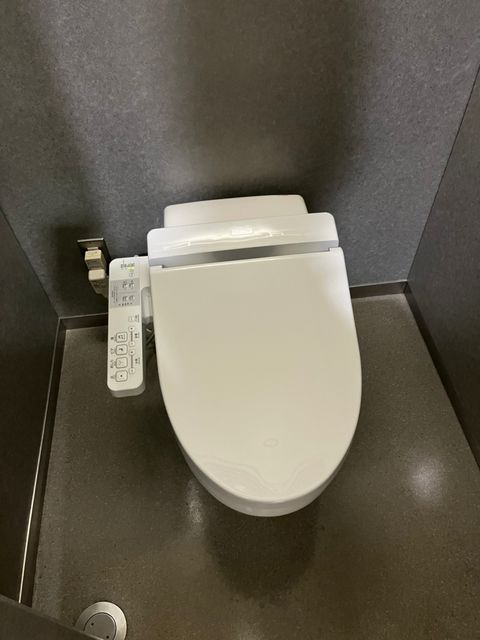 京阪神淀屋橋 (11).jpg