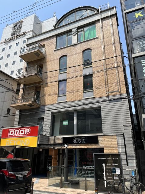TRI FRONT心斎橋_外観.jpg