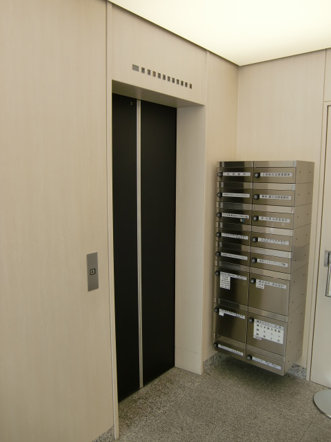 北浜松岡ビル (1).jpg