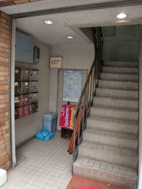 日宝信濃橋ビル.jpg