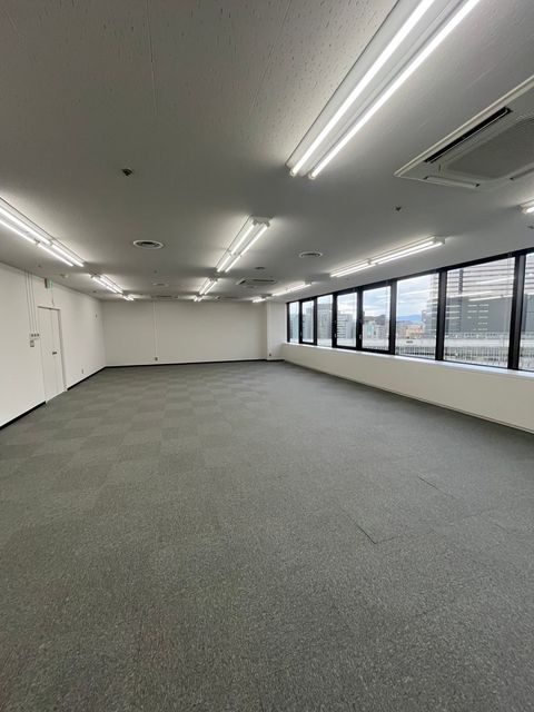 リクルート新大阪 (12).jpg