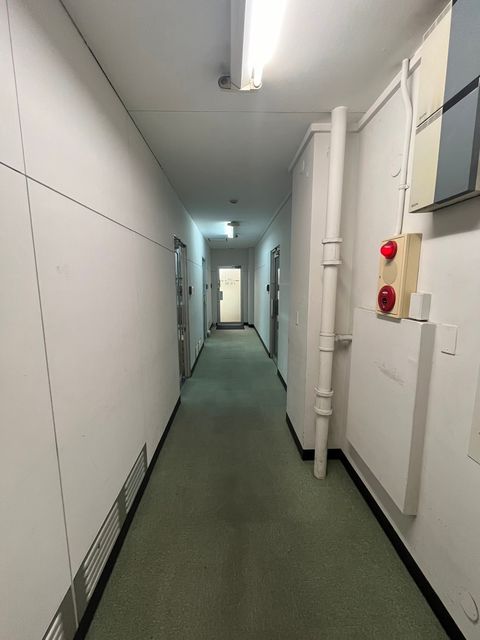 トヤマビル本館 (10).jpg