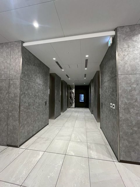 梅田イーストクロス (18).jpg