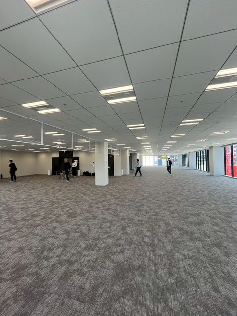 梅田イーストクロス (12).jpg