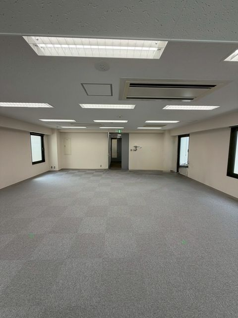 淀屋橋サテライト (18).jpg