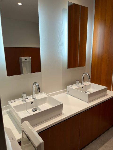 箕面千里ビル (7).jpg