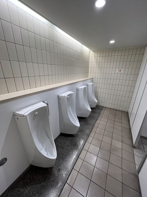 北阪急ビル (4).jpg