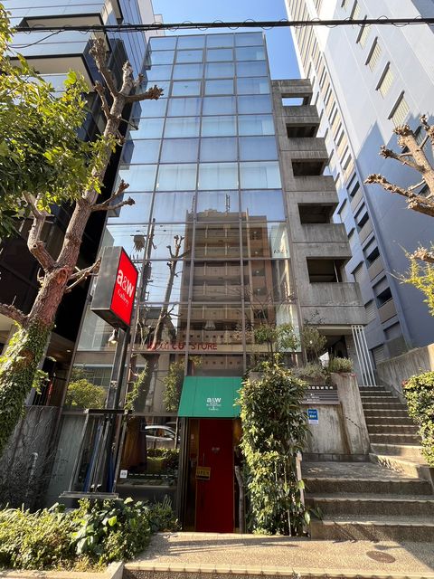 大阪板倉ビル外観.jpg