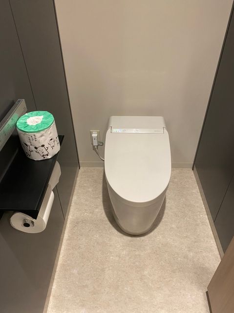 LUCID SQUARE UMEDA_200410_0003.jpg