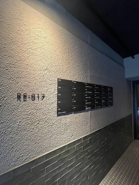 RE-017 (6).jpg