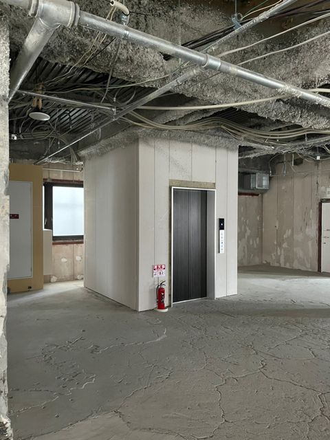 京橋ダブルスタービル本館 (4).jpg