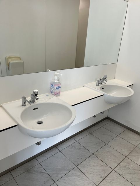 ヒルトンプラザウエスト (3).jpg