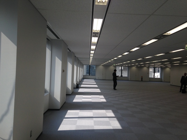 京阪神淀屋橋ビル (12).JPG