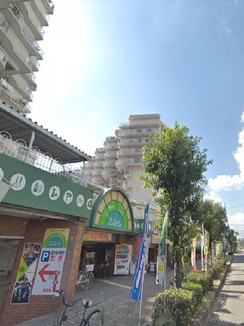 ショッピングタウンエバーレ　外観.jpg