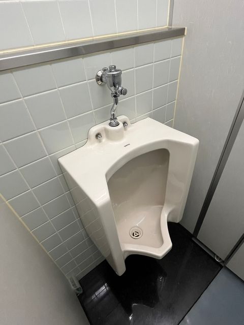 なんば東ビル (2).jpg