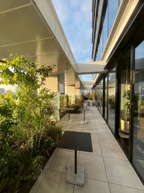 WeWork(本町ガーデンシティテラス) (7).jpg