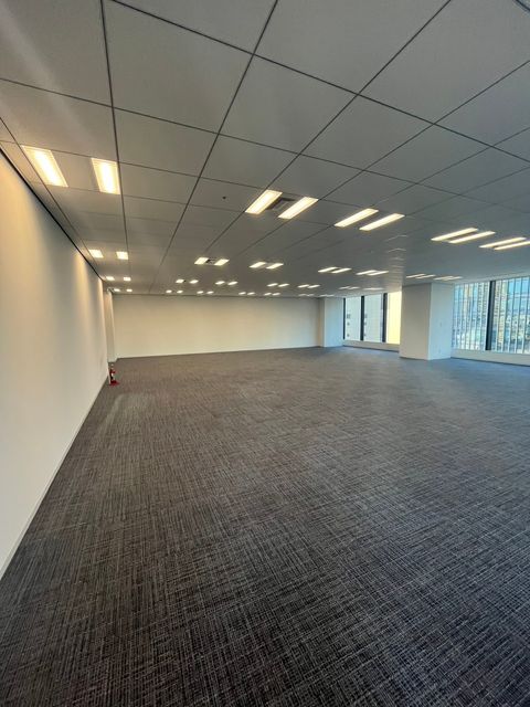 グラングリーン大阪ゲートタワー (1).jpg