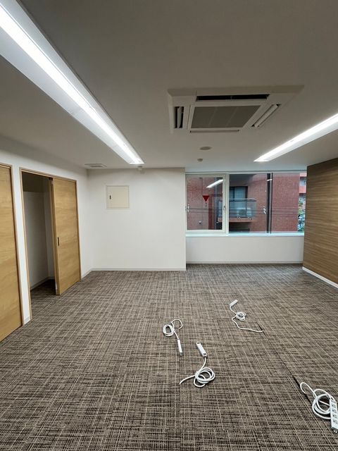 天満病院グループ梅田ビル (2).jpg