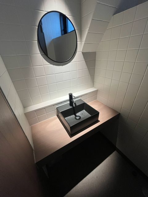 RE-023 (14).jpg